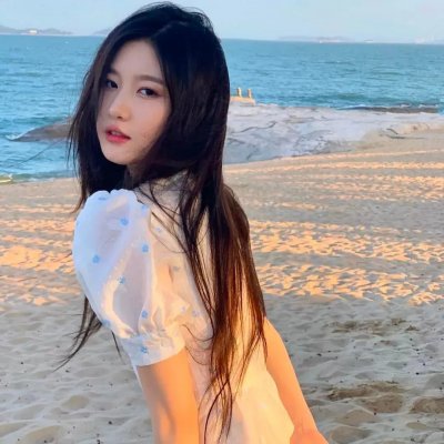 白衣校花与大长腿2